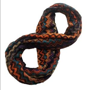NWT Steve Madden Chevron Print Knit Infinity Scarf